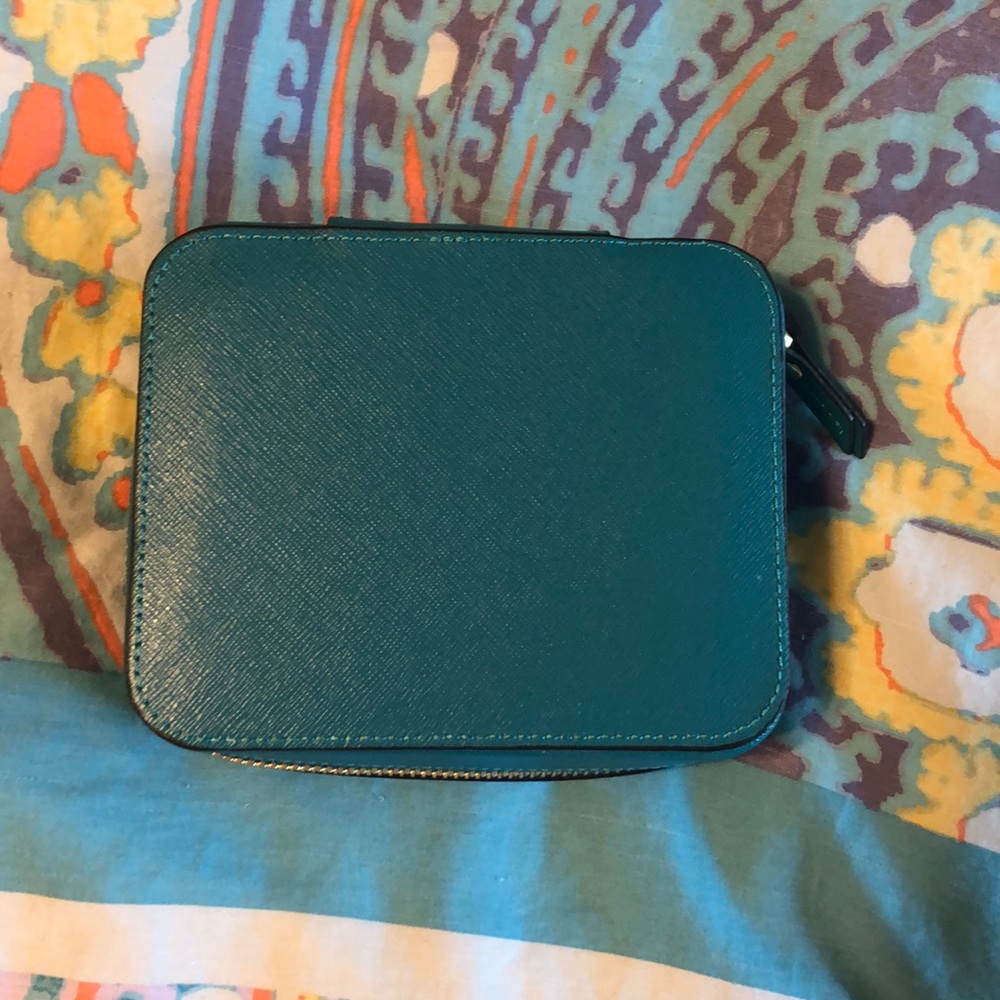 Neiman Marcus teal leather jewelry case